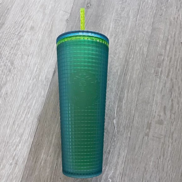 Starbucks 2022 Grid Mountain Dew Jelly 24oz Tumbler Valentine - Picture 2 of 4